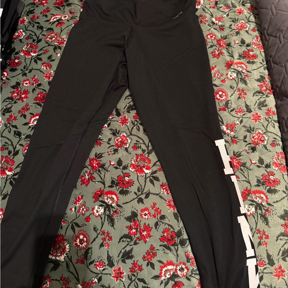 Victoria's Secret PINK Ultimate Black Leggings